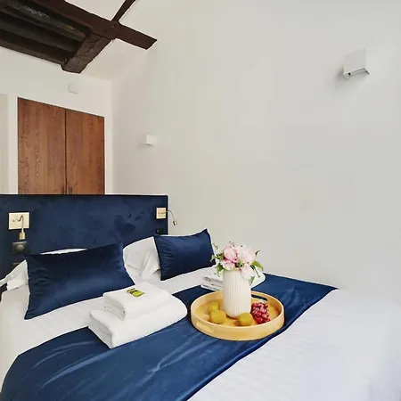 Appartamento Relaxing Urban Getaway, Notre Dame De Parigi Esterno foto
